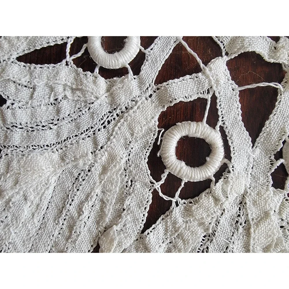 Vintage Handmade Cotton Needle Lace Table Runner
